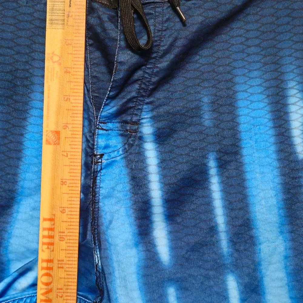Pelagic Performance Blue Tie Dye Gradient‎ Board Shorts Swim Trunks Mens Size 38